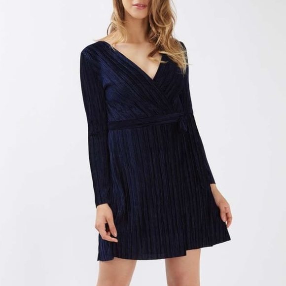 Topshop Dresses & Skirts - Topshop Navy Blue Velvet Wrap Dress NWOT